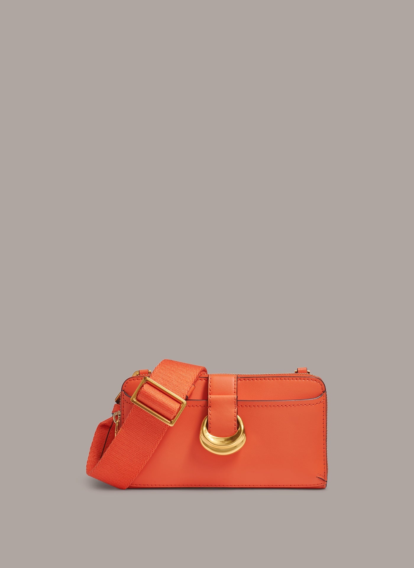 VALLEY STREAM WALLET ON THE STRING