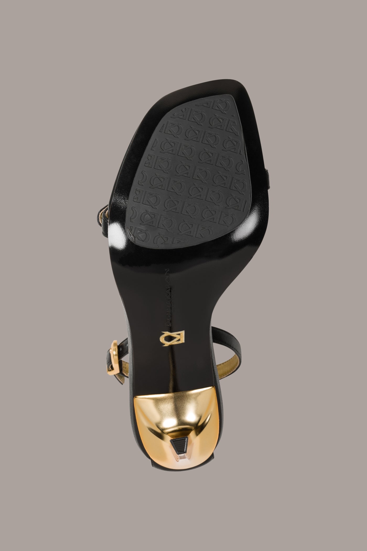 PRYCE ANKLE STRAP SANDAL